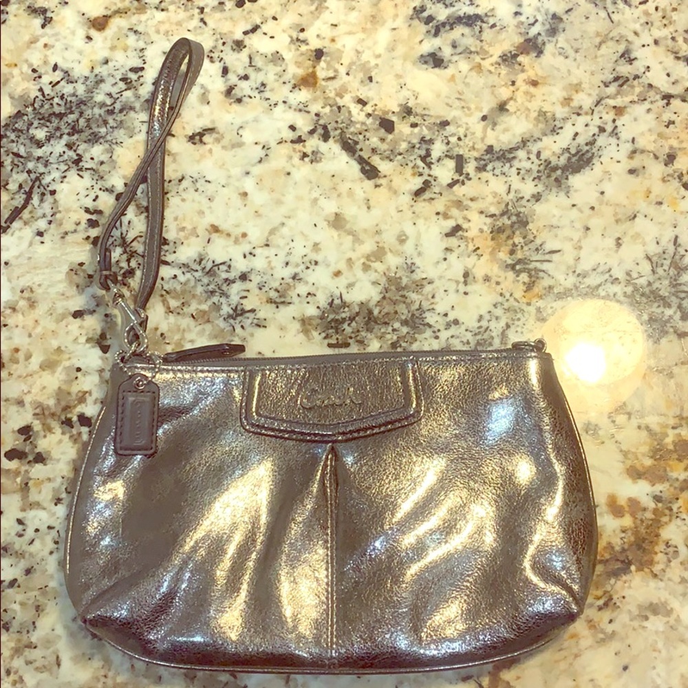 PRICE DROP! Coach wristlet/mini purse